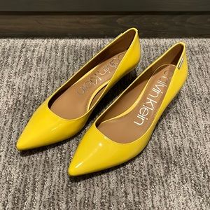 Calvin Klein kitten heel pumps